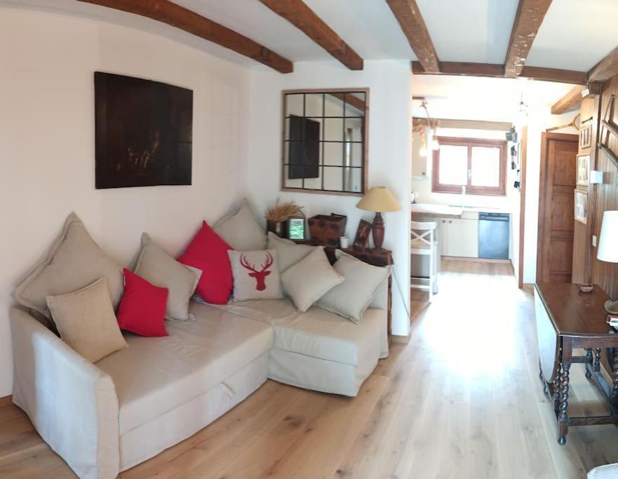 Cozy Apartment In The Heart Of The Alps Chateau-d'Oex Exterior foto